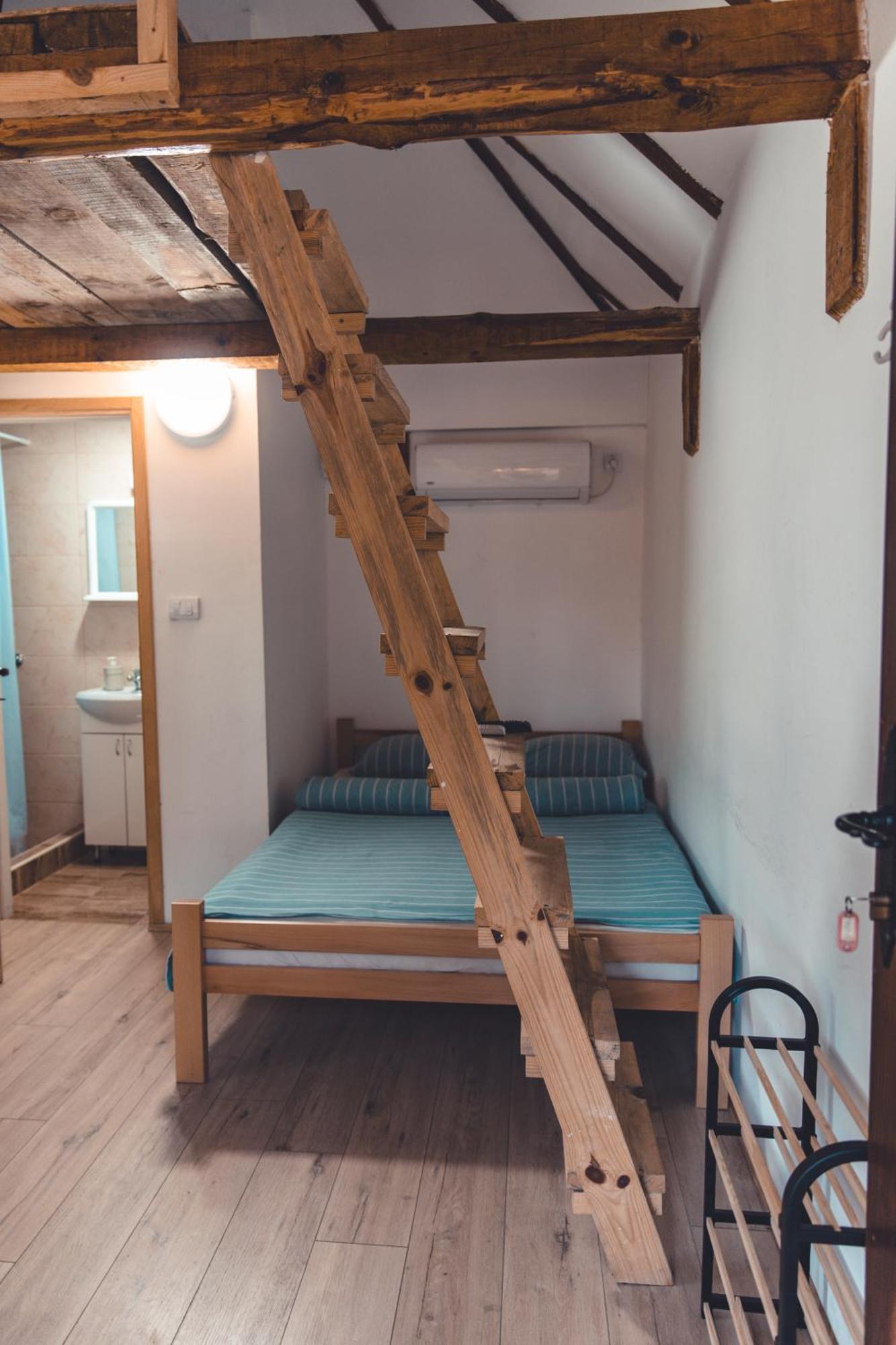 Konak Dobri Potok Krupanj Ngoại thất bức ảnh